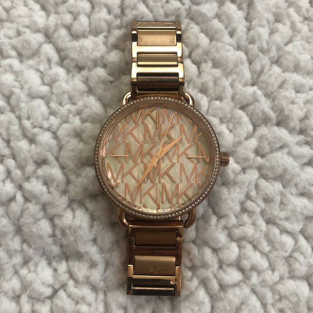 Micheal Kors Rose Gold Watch